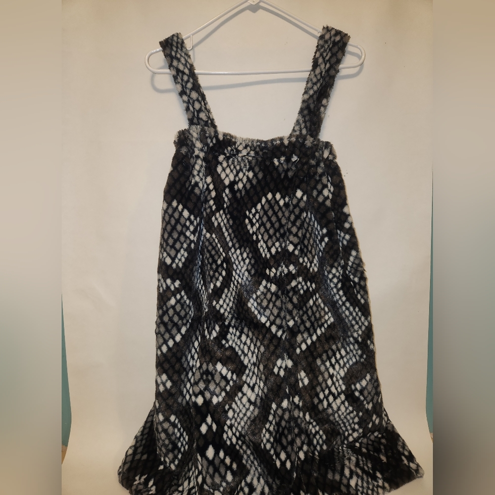 Faux fur shower wrap